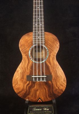 Bruce Wei Handmade Solid Curly Acacia 8 String Tenor Ukulele, Slotted Head, Abalone inlay, Soft-bag UAG17-2024 