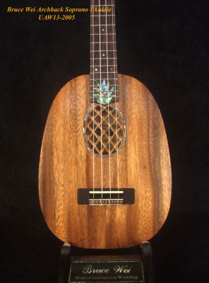 Bruce Wei Handmade Solid Acacia, Maple Archback Pineapple Soprano Ukulele, Soft-bag UAW13-2005