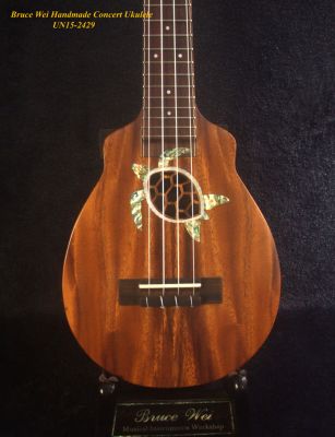 Handcrafted Concert Ukulele, Solid Acacia, Turtle soundhole, Soft-bag, Bruce Wei UN15-2429 