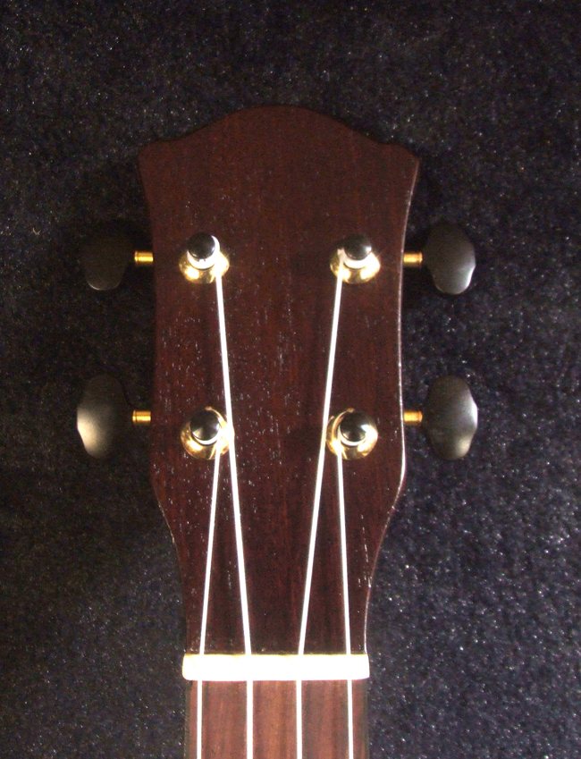 Archback tenor ukulele