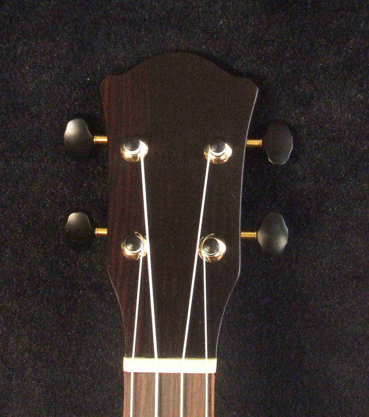 Tenor Ukulele, Left-handed